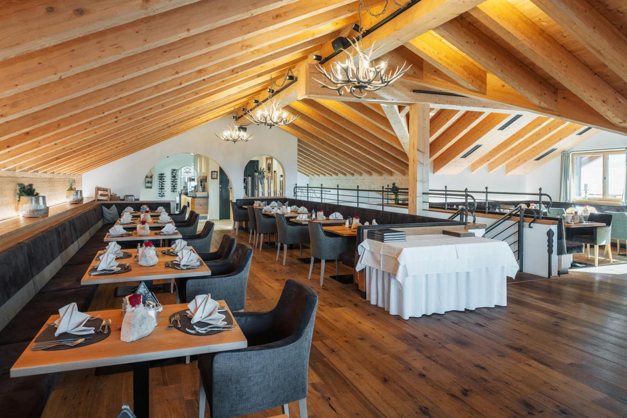 Bergresort Das Jochelius Nauders Exteriör bild